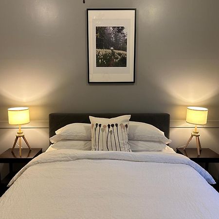 Westfir Lodge & Mountain Market Oakridge Екстериор снимка